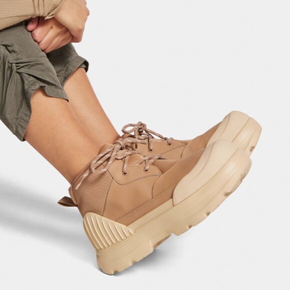 New UGG Neumel X Waterproof Lace Up Rain Hiking Ankle Boots  2510 7S4 - Picture 1 of 9